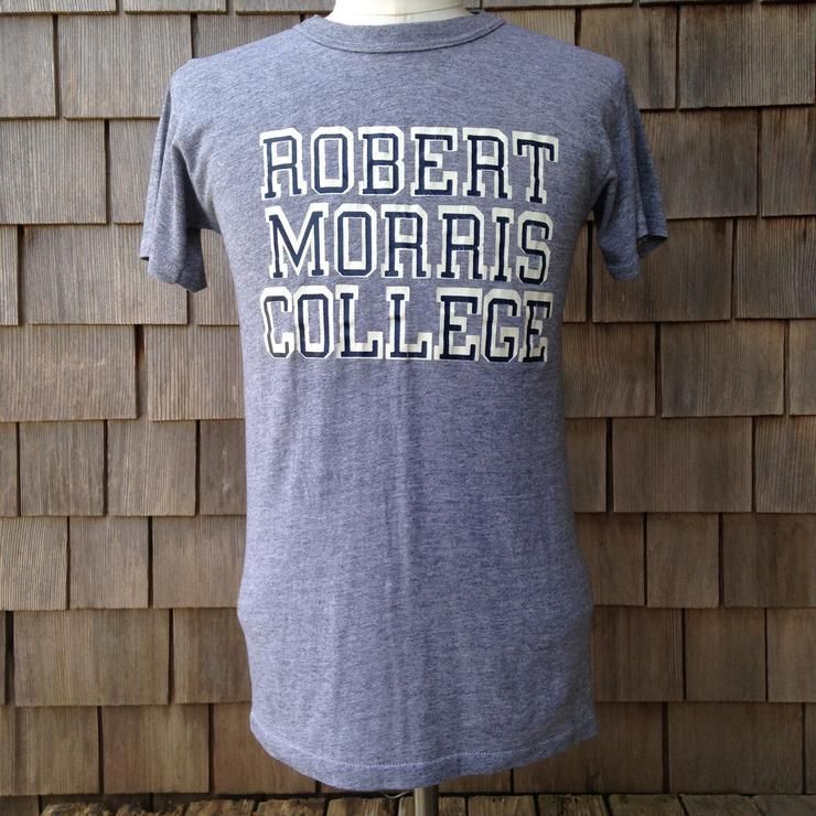 Des Ann Es 80 Vintage Robert Morris College Coloniaux Shirt