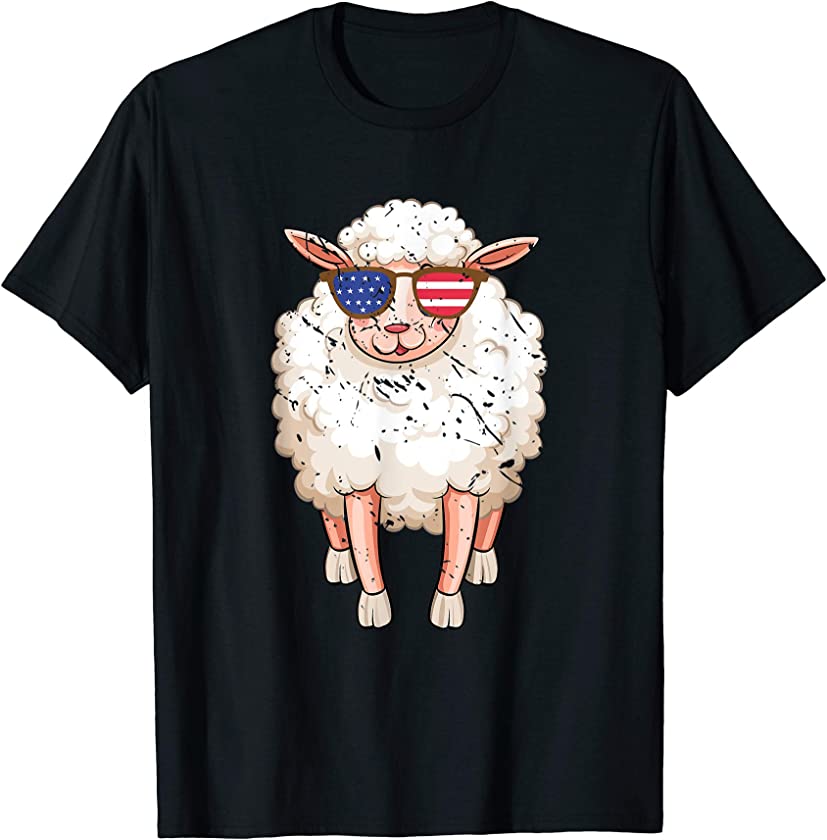 US Pride Patriotic Farmer 4th of July Gift Farm Animal Sheep T-Shirt