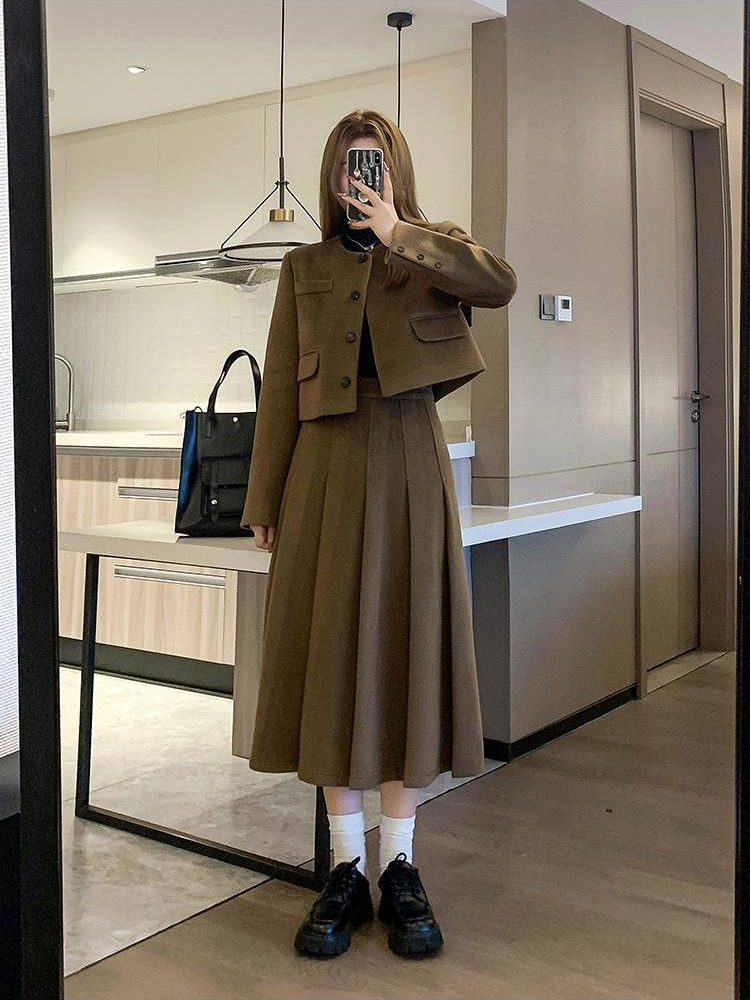 Xgoth Preppy Khaki 2pcs Suit Women Long Sleeve Button O-neck Jacket + High Waist Pleated Skirt Suit Korean Kpop Women’s Clothing alx