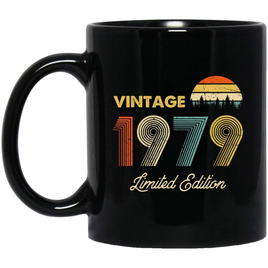 Vintage 1979 40th Birthday Gift for 40 years old Men Women Coffee Mug