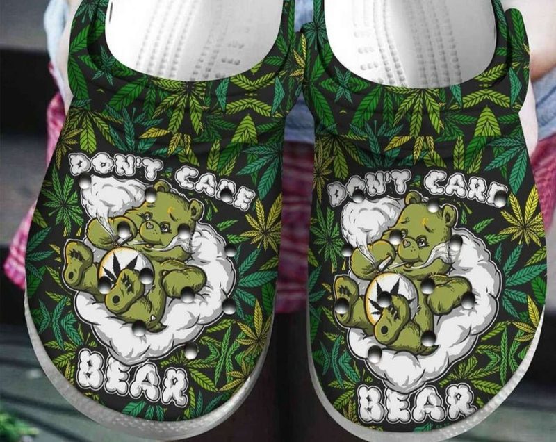 Bear Weed Dont Care Crocband Clogs