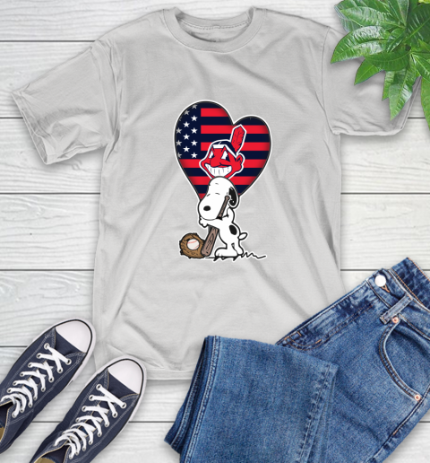 Cleveland Indians Baseball The Peanuts Movie Adorable Snoopy T-Shirt