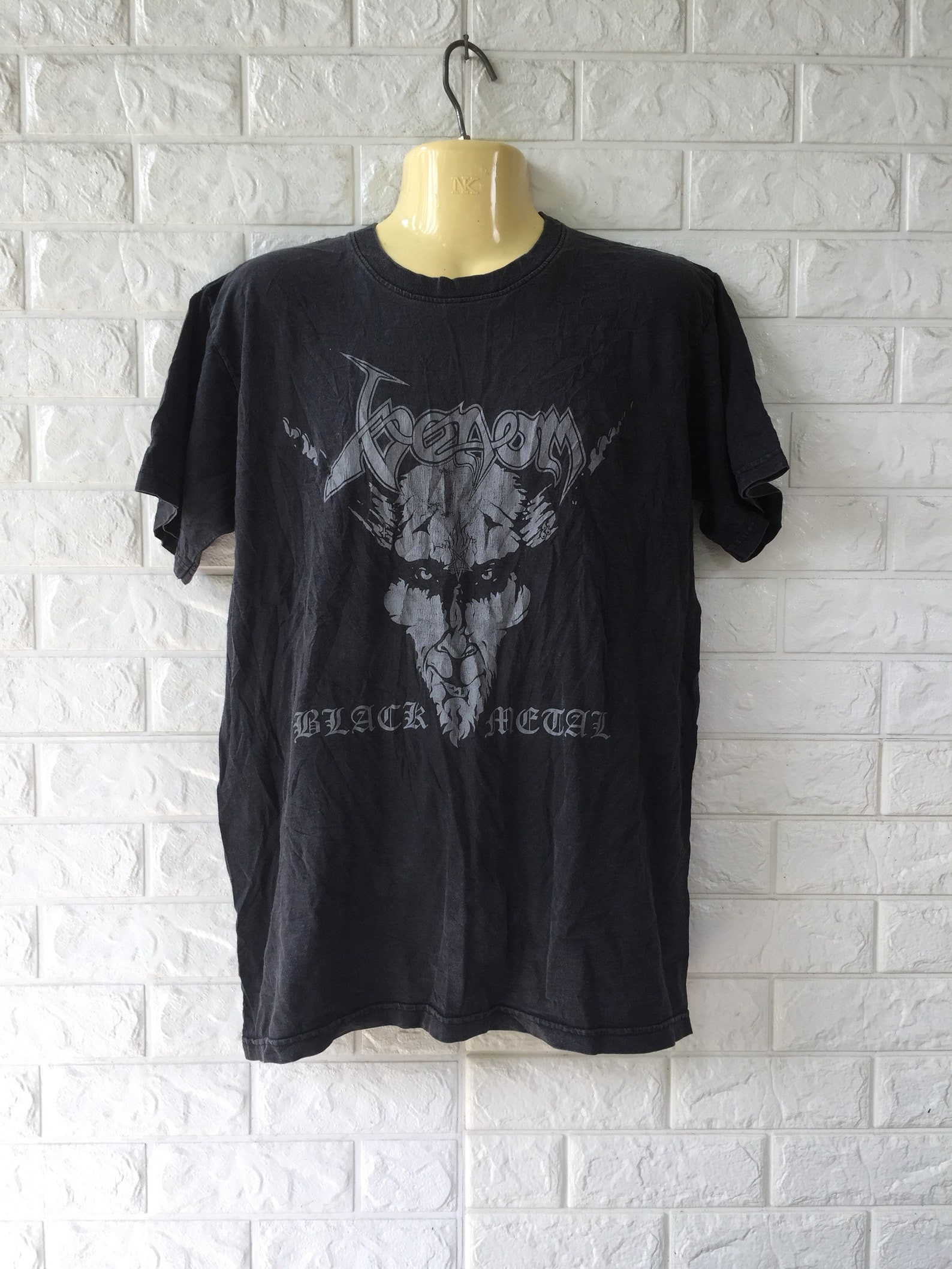 Vtg Venom Black Metal Album Tshirt  M Heavy Metal Band Metallica Rob King Diamond Kreator Sodom Exodus Bathory Death Mercyful Fate Slayer