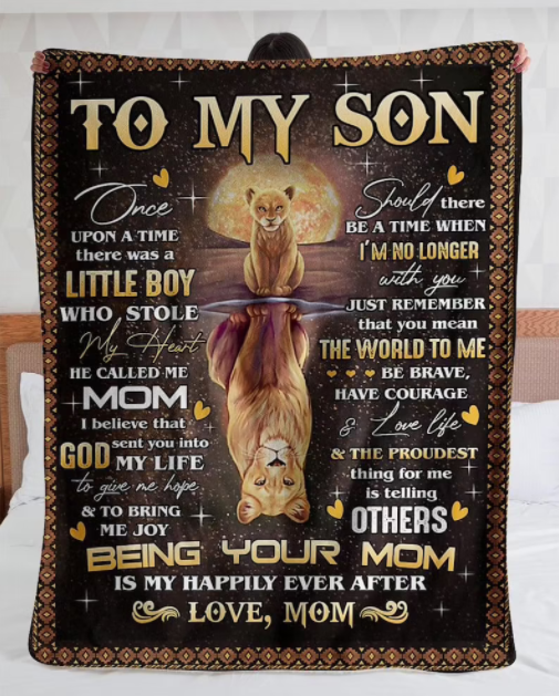 To My Son Being Your Mom Is My Happiness Fleece Blanket Animals Gift For Family,Birthday,Daughter,Son,Lion Lovers Gift Home Decor Bedding Couch Sofa Soft And Comfy Cozy