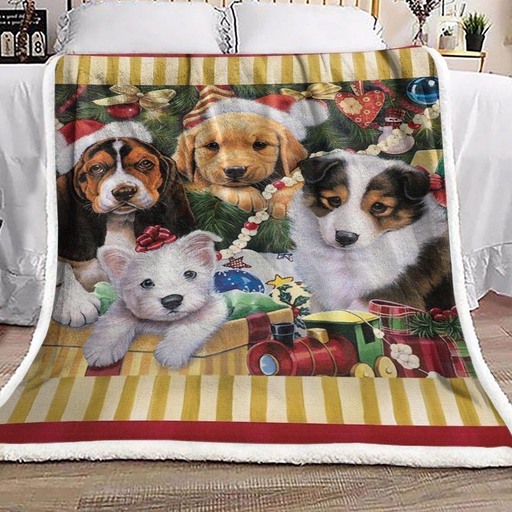 Christmas Puppy Beagle Golden Retriever Sherpa Fleece Blanket Rrch