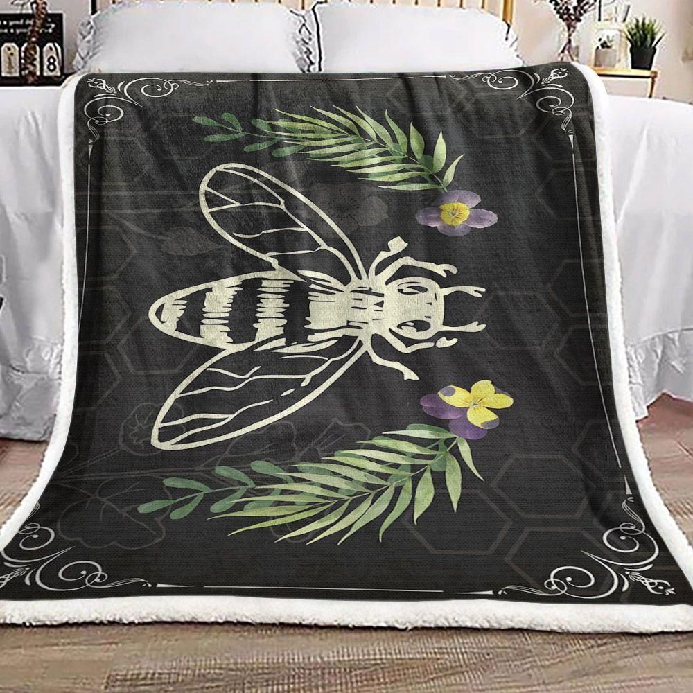 Bee Small Actions Printed Fleece Blanket, Sherpa Blanket, Gift For Parent, Family Member, Friends Gift, Christmas Gift, Home Decor, Home Living