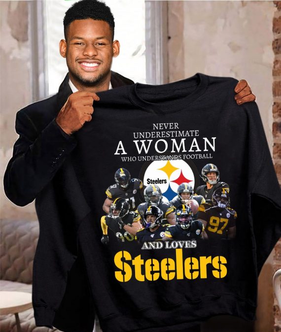 A Women Loves Pittsburgh Steelers Tshirt 2D Tshirt Chm