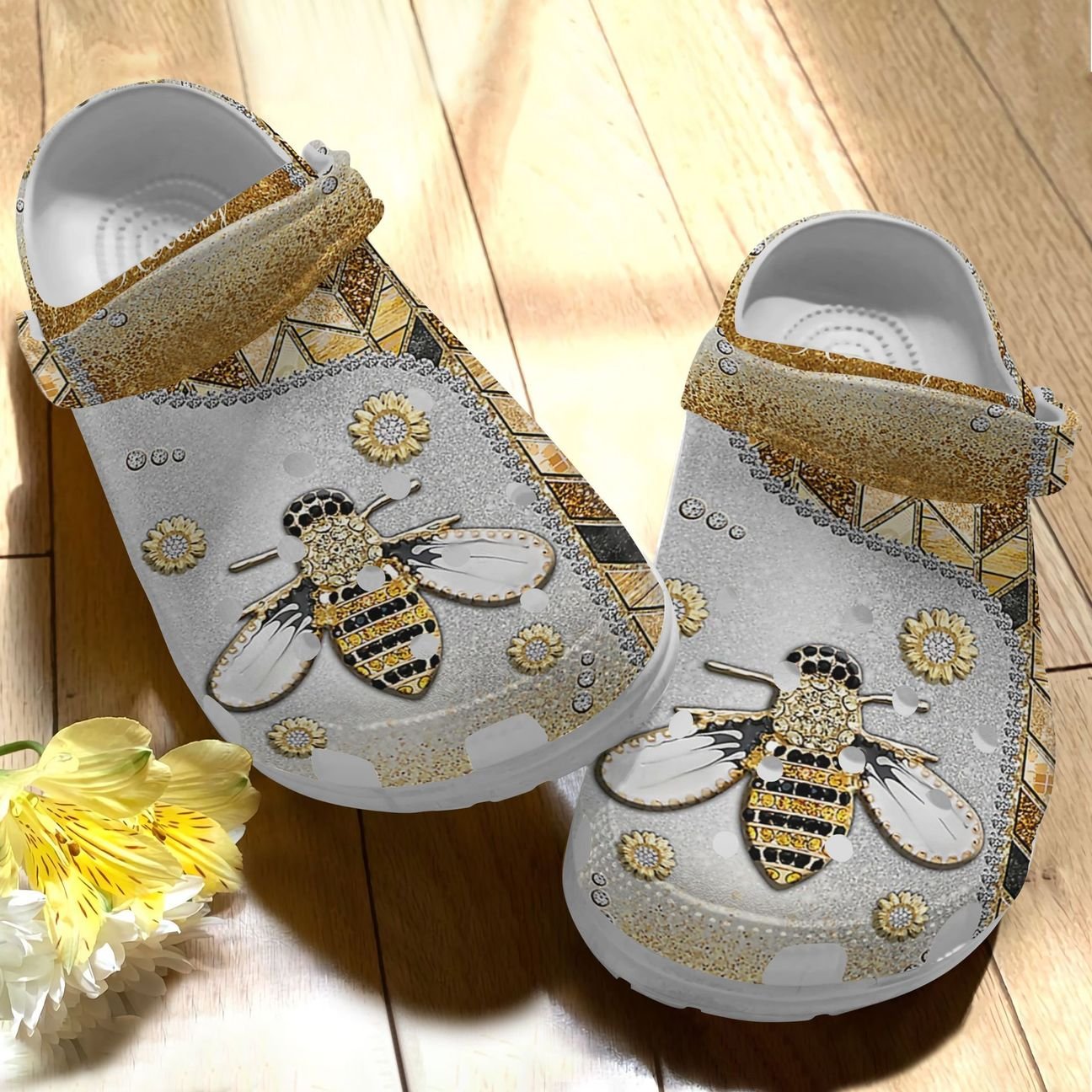 Bee Personalize Clog, Custom Name, Text, Fashion Style For Women, Men, Kid, Print 3D Whitesole Bee Yellow