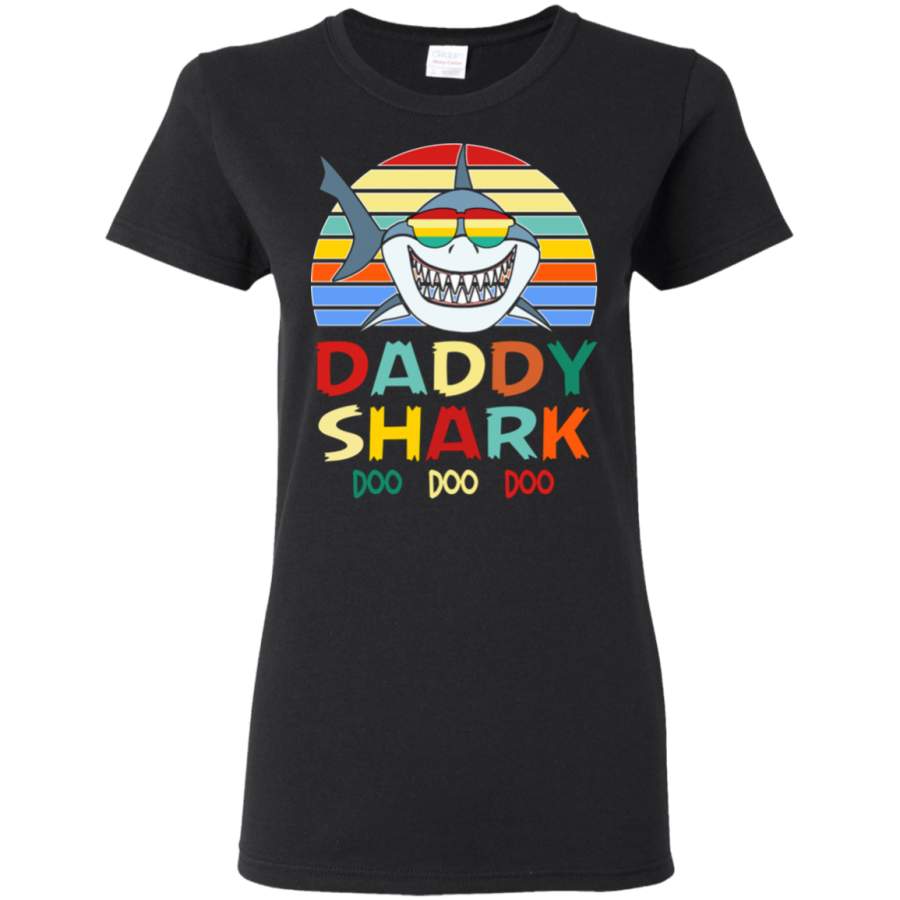 AGR Retro Vintage Daddy Shark Tshirt gift for Father Womens T-Shirt