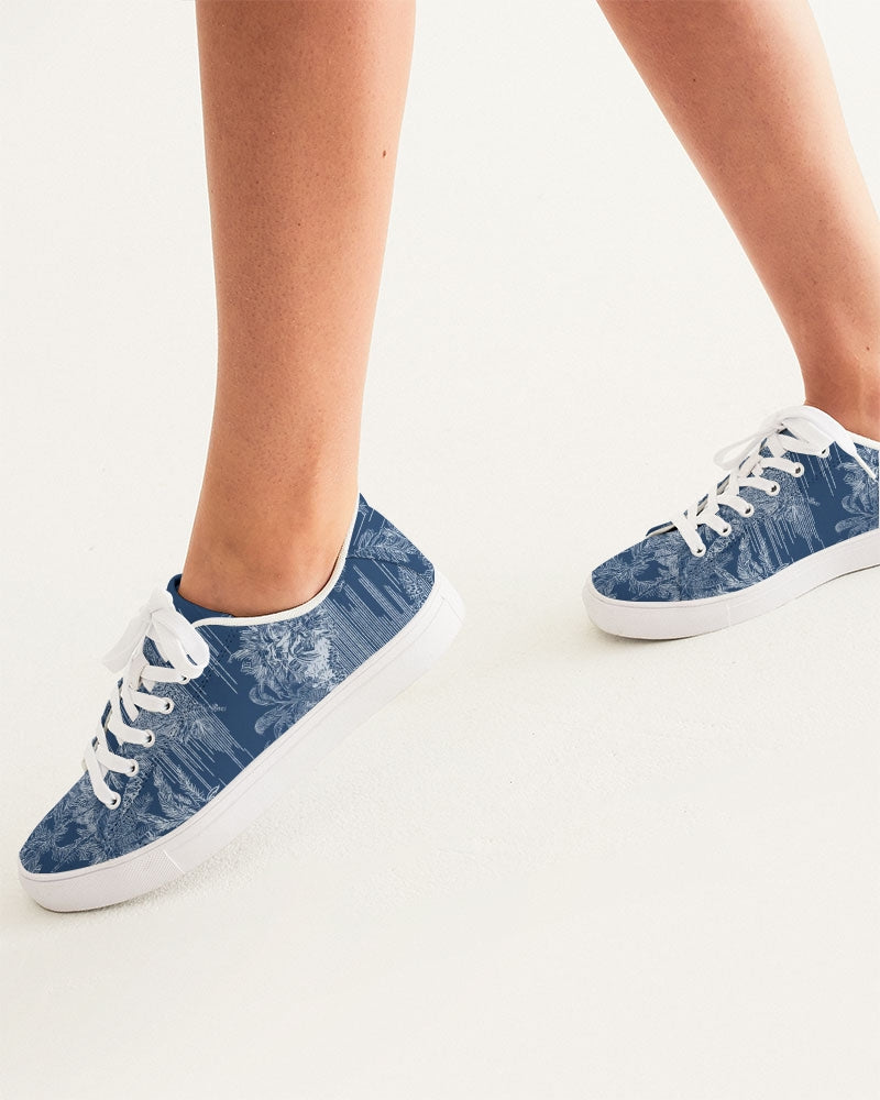 Blue Tiger Scene Women’S Faux-Leather Sneaker