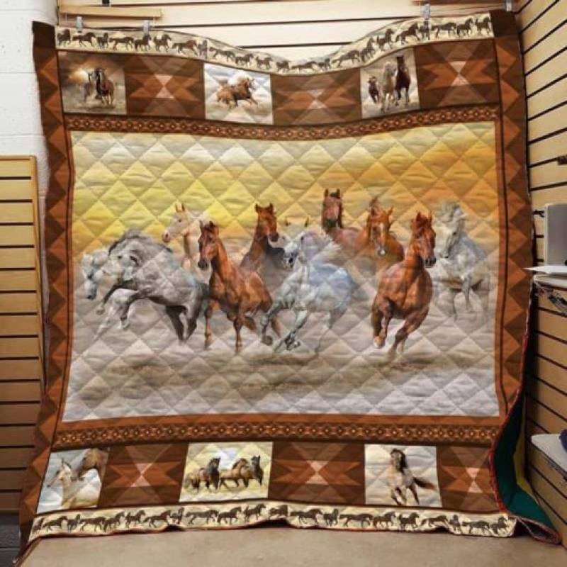 Horse D0701 83O34 Blanket