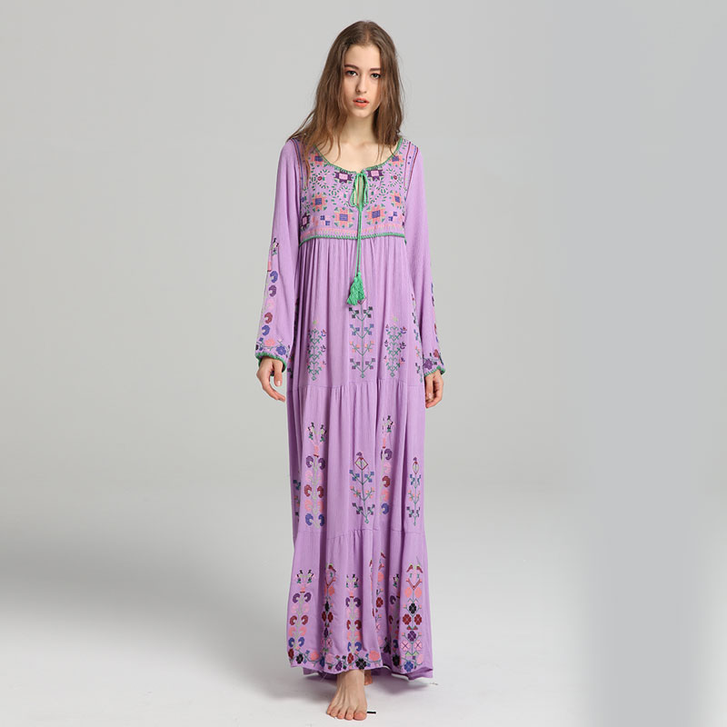 The new summer Bohemian tourism holiday beach dress ethnic wind embroidery retro loose v-neck long dress alx