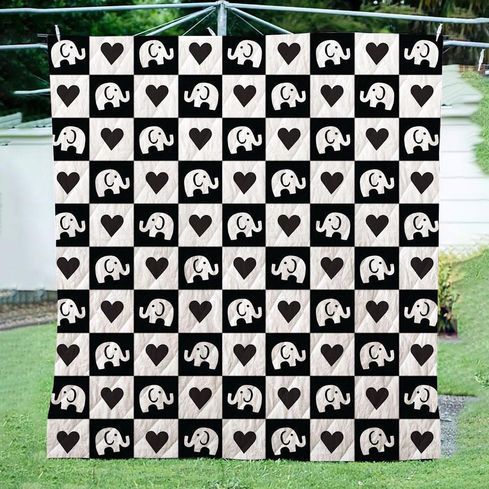 Mini Elephant With Black And White Theme  Quilt Blanket