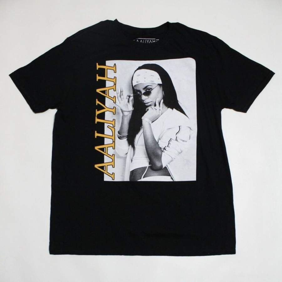 Aaliyah Black Crewneck Graphic Unisex Men’s T-shirt