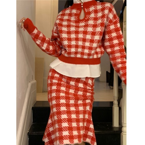 Two Piece Suit Women’s Red Christmas Holiday Long Sleeve Plaid Short Knitting Sweater High Waist Irregular Skirt Female Clothes alx