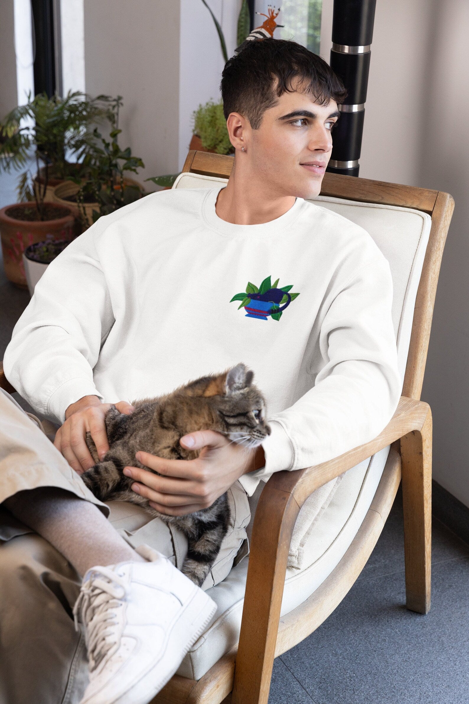 Cat Sleeping In Plants  Embroidered Sweatshirt 2D Crewneck Sweatshirt All Over Print Sweatshirt For Women Sweatshirt For Men Sws3878