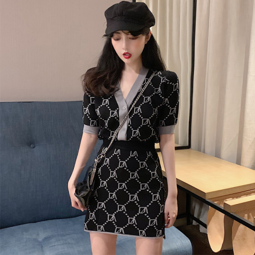 Small Fragrance Two-piece Suit Women 2021 Spring and Summer New V-neck Short Knitted Cardigan Shirt High Waist Bag Hip Skirt alx