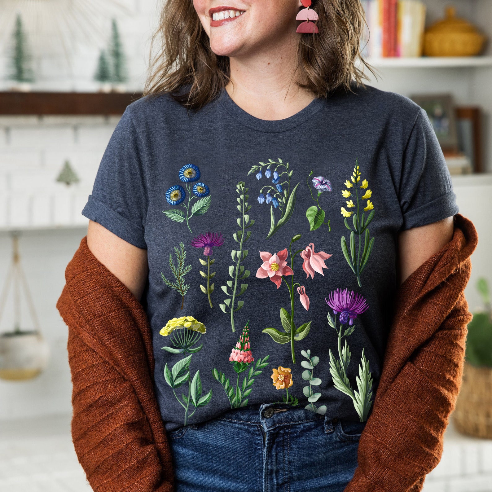 Botanical Shirt, Vintage T-shirt, Flower T shirt, Tee, Vintage Botanical, Botanical Print, Vintage Flower Shirt, Graphic Tshirt, Wildflower