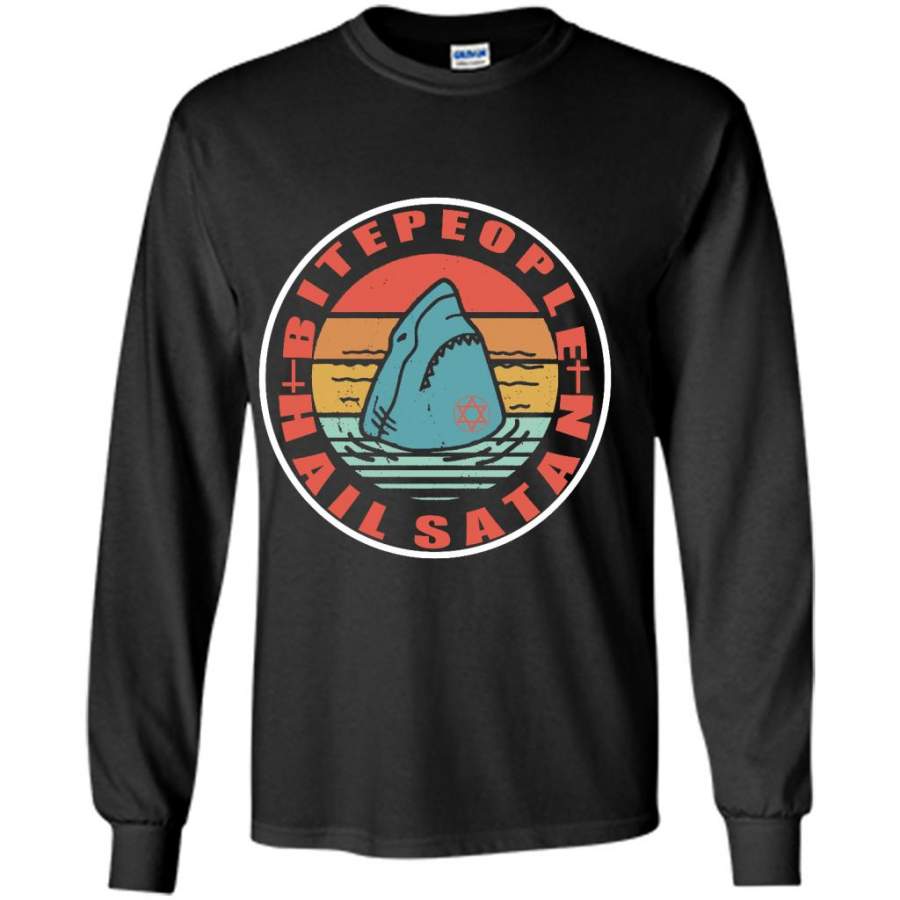 Bite People Hail Satan Shark Retro Vintage – Gildan Long Sleeve Shirt