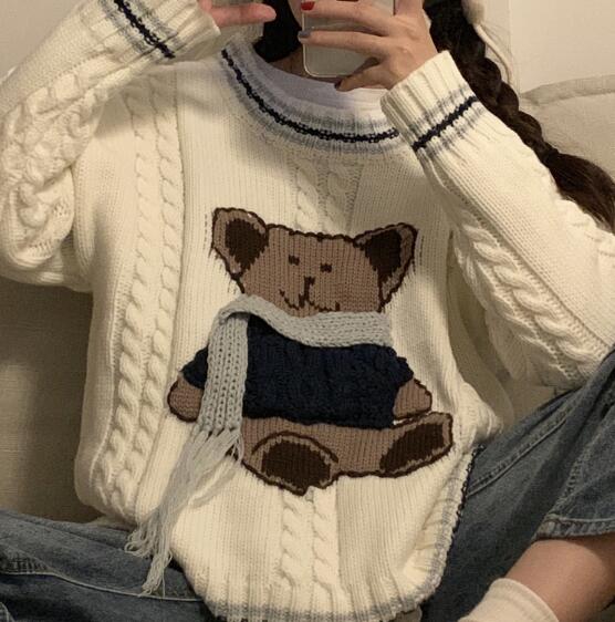 Women Autumn Winter Round Collar Twist Sweater Long Sleeve Loose Steric Bear Knitted Pullovers Cute White Jumper School Style alx