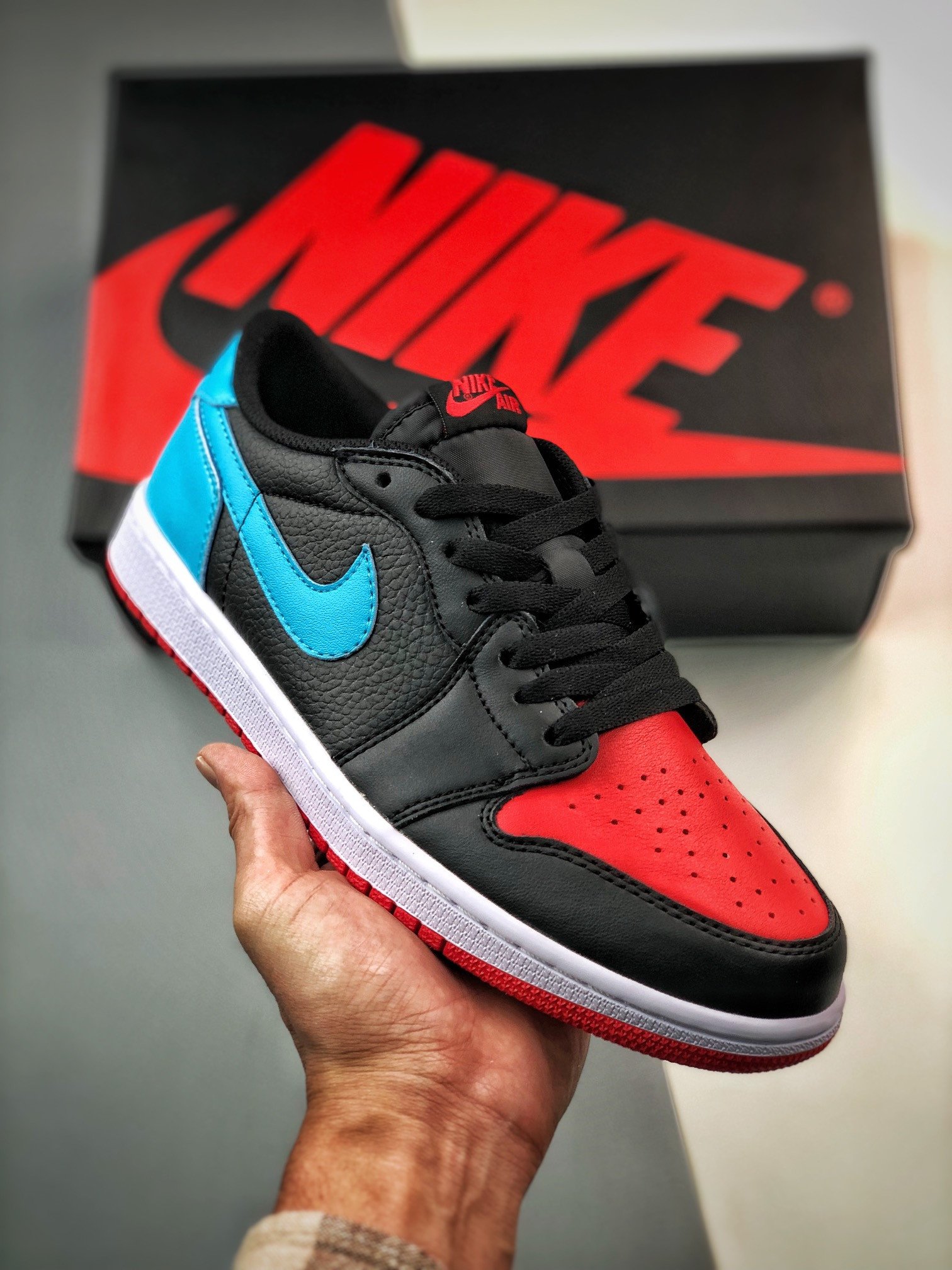 JD 1 Low OG UNC To Chicago Black Blue Red 600921