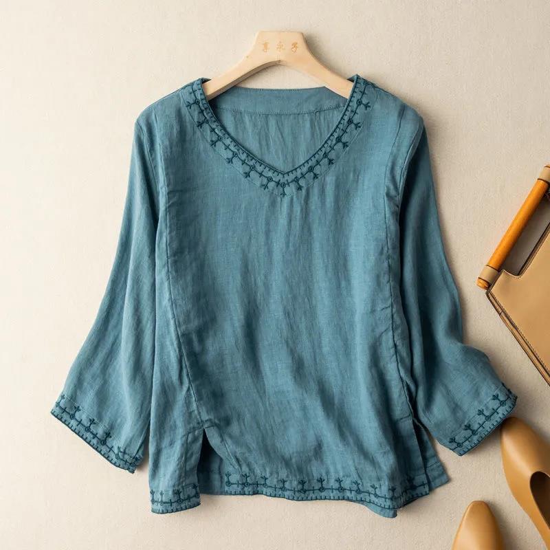 Three-quarter sleeve cotton and linen top women’s 2022 spring and summer new fashion literary retro thin embroidered T-shirt alx