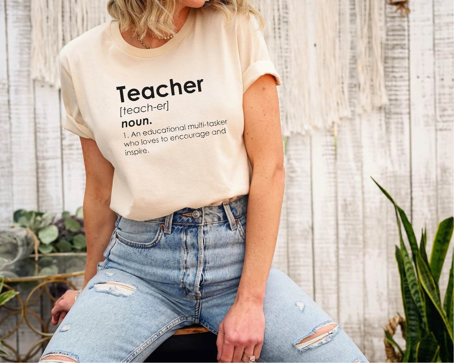 Unisex,Teach-er Tee -teacher crewneck sweatshirt,teacher sweatshirt retro,retro teacher shirt,vintage teacher shirt,groovy teacher shirts