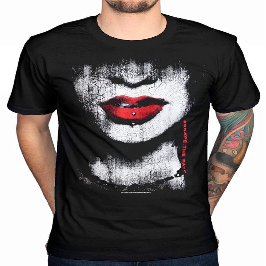 Escape The Fate Lips Dying Ungrateful The War Is Ours Situations Men’S Fashion T-Shirt