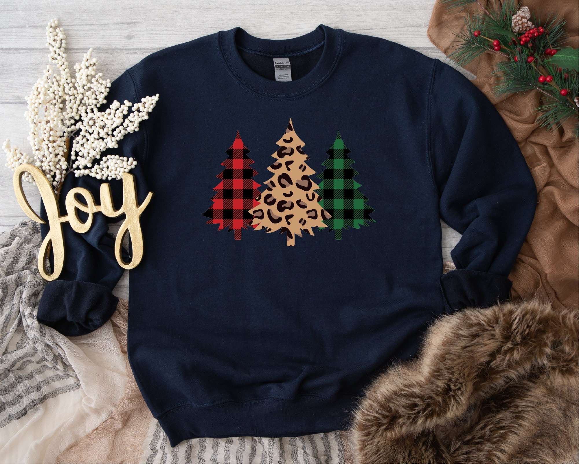 Christmas Trees Sweatshirt, Christmas Shirts for Women, Christmas Tee,Christmas Tree Shirts For Christmas,Cute Christmas t-shirt,Holiday Tee Christmas x Teeshop24h Fashion