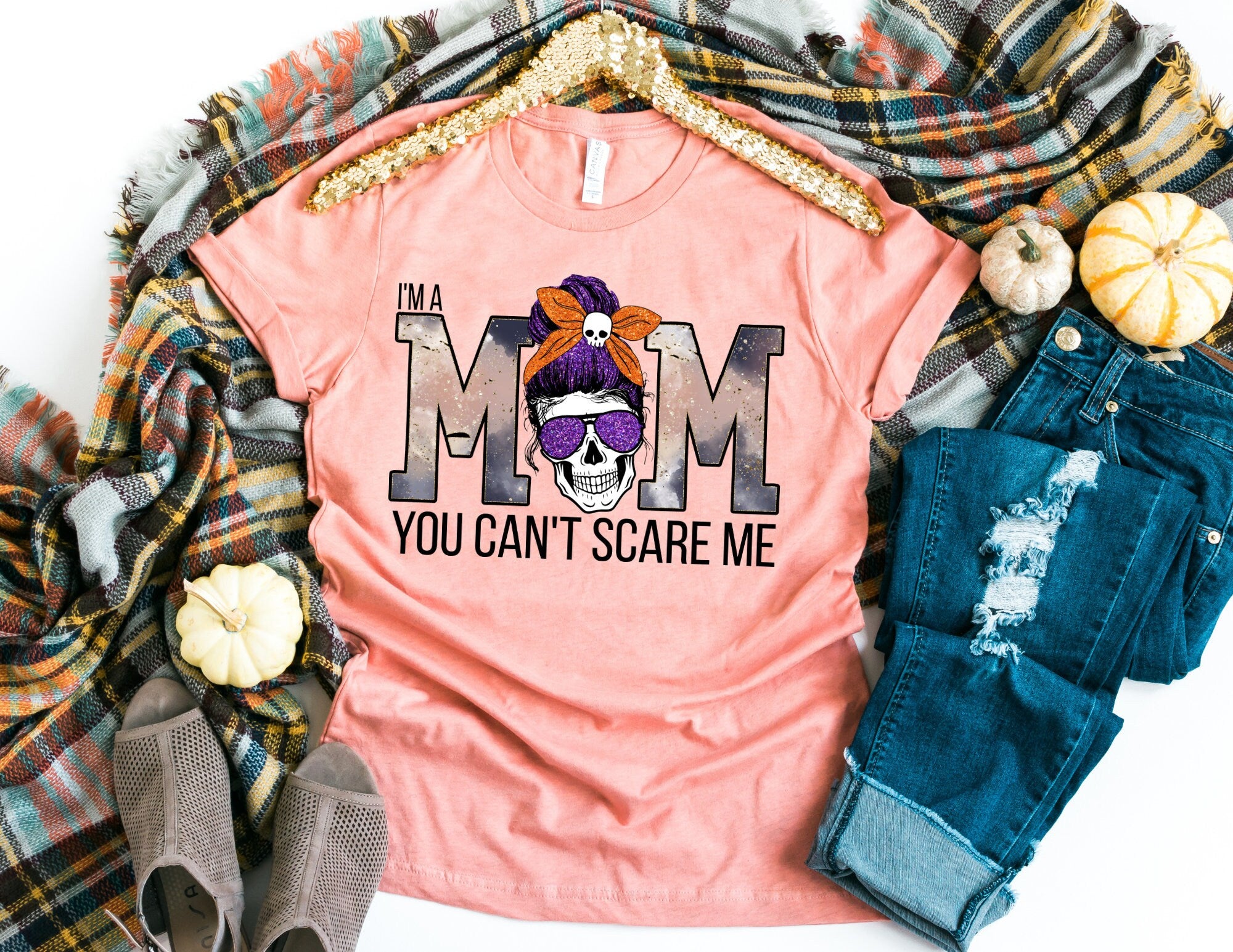 I'M A Mom You Can'T Scare Me Shirt, Mom Halloween Shirt, Happy Halloween Shirt, Halloween Shirt, Halloween Tee, Happy Halloween T-Shirt T-Shirt Hoodie All Color Size S-5Xl