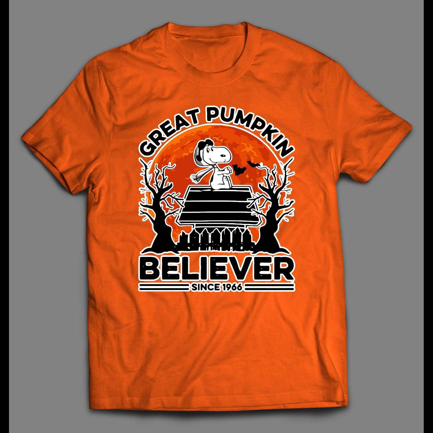 SNOOPY THE GREAT PUMPKIN BELIEVER MENS HALLOWEEN SHIRT Snoopy New Fashion