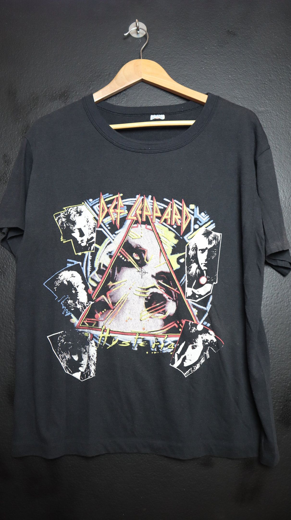 Def Leppard Hysteria 1980'S Vintage Tshirt - Vintagetee90