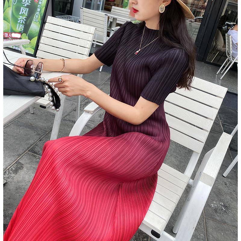 VANOVICH Gradient Printed Temperament Slim Straight Dress 2022 Summer New Mid-Calf Folds O-Neck Chiffon Fashion Pullover Dress alx