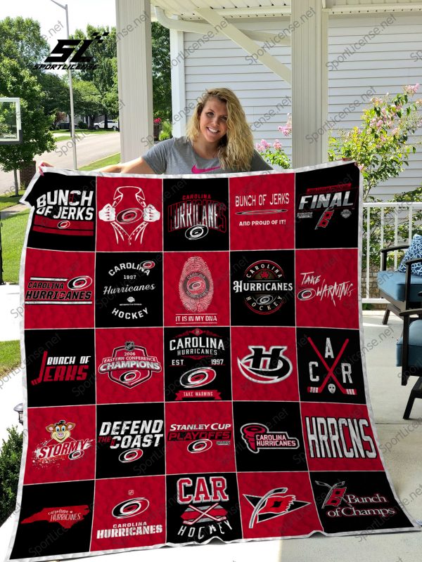 Carolina Hurricanes Quilt/Sherpa Blanket