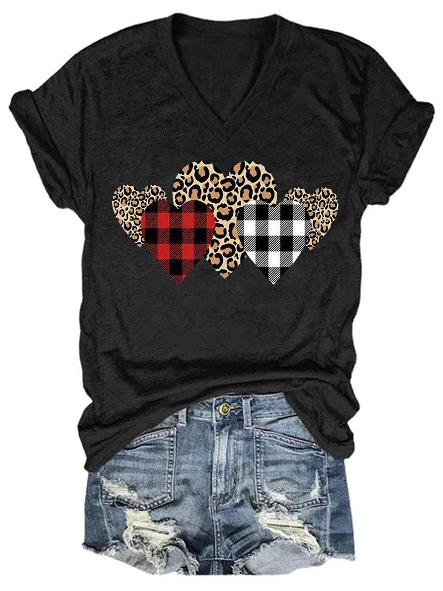 Women’S Valentine Leopard Plaid Heart  V-Neck T-Shirt