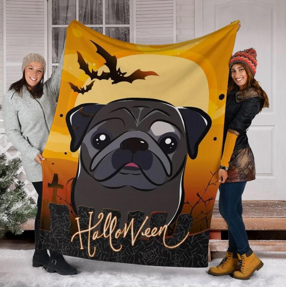 Cute Pug Halloween Gift Fleece Blanket – Quilt Blanket