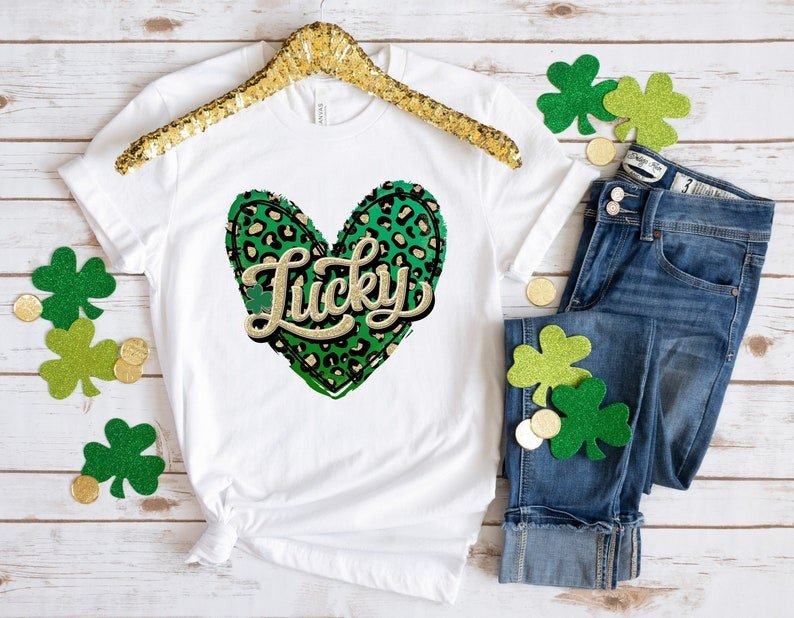 Shamrock Lucky Lips, Four Leaf Clover Shirt, St Patricks Day Shirt, Irish Gifts, Clover Shirt, Shamrock Shirt, Leopard Shamrock