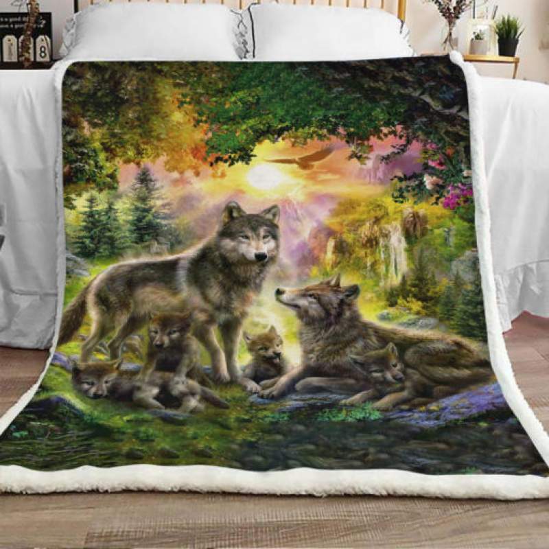 Wolf Sherpa Blanket JR1502 81O31