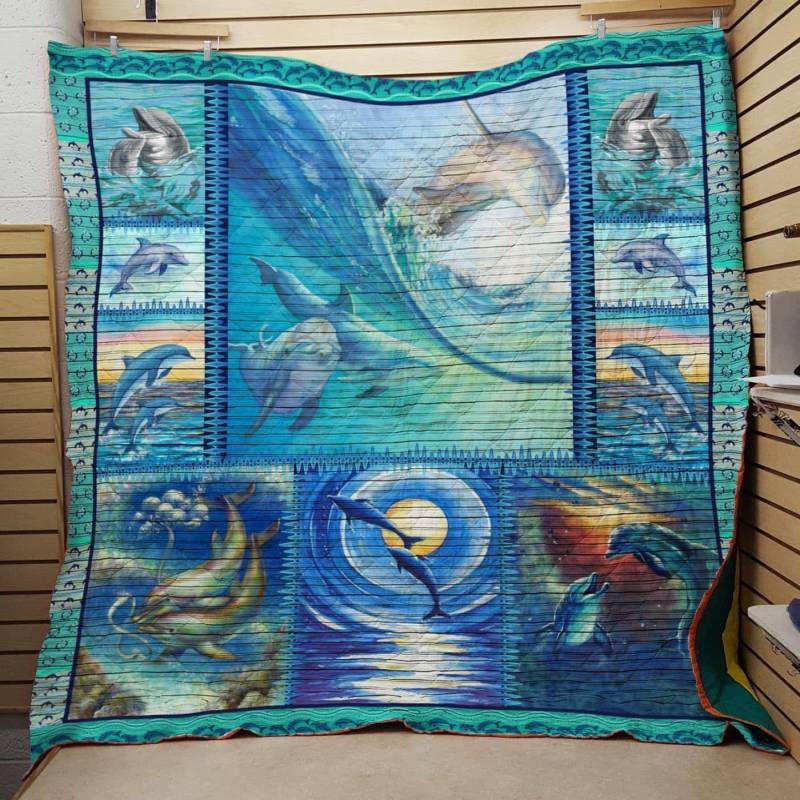 Dolphin Couple Quilt