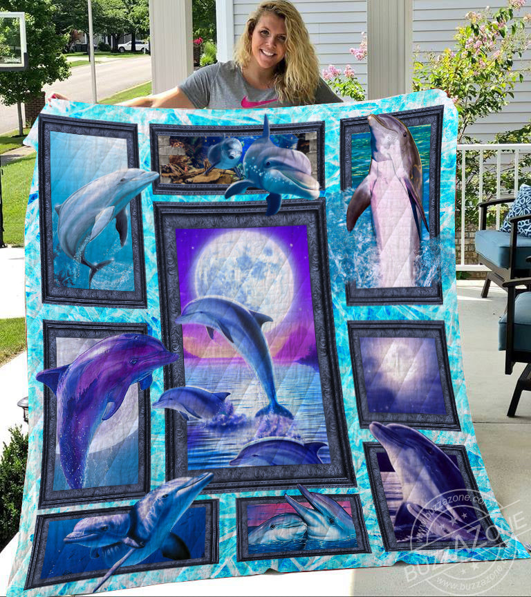 Dolphin Collection Quilt – Maria