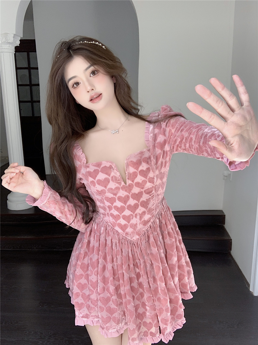 2022 Women French Style Sexy But Cute Ball Gown Heart Shape Pink Velvet Dress Women Sweetheart Neckline Short Dresses alx