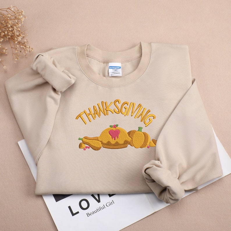 Thanksgiving Pie And Pumpink Fall Embroidered Sweatshirt 2D Crewneck Sweatshirt All Over Print Sweatshirt For Women Sweatshirt For Men Sws3725