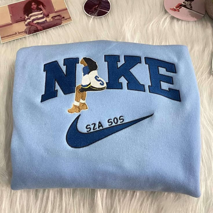 SZA SOS Tour Nike Embroidered Sweatshirts: Stylish and Exclusive Collection – Chickenpod Outfit ideas Shirt Outfit Ideas Shirt Hoodie Fashionstation 2705 200