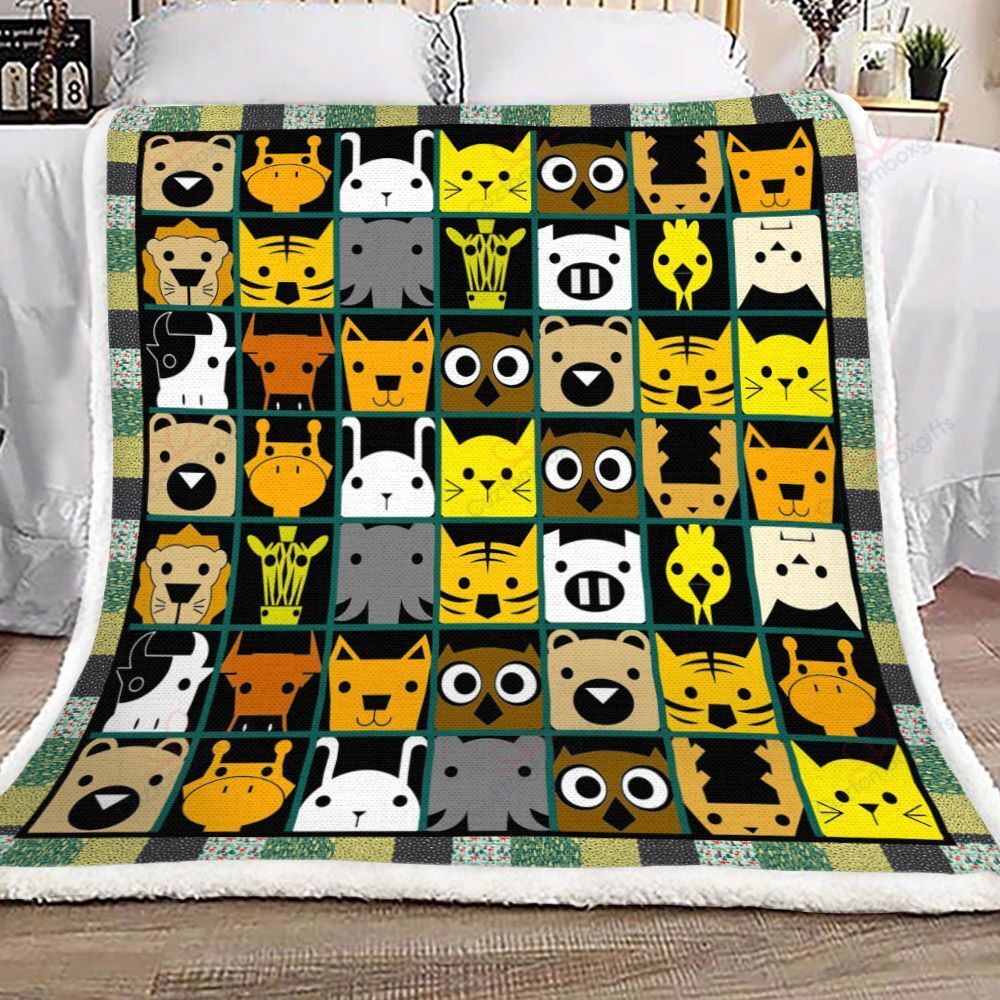 Animal AM1210763CL Fleece Blanket