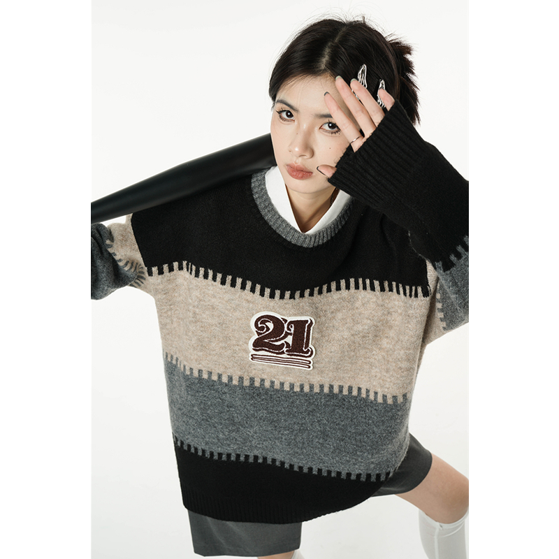 Women Black Stripe Sweater Round Neck Color Contrast American Fashion Streetwear Lazy Wind Winter Long Sleeves Knitting Pullover alx