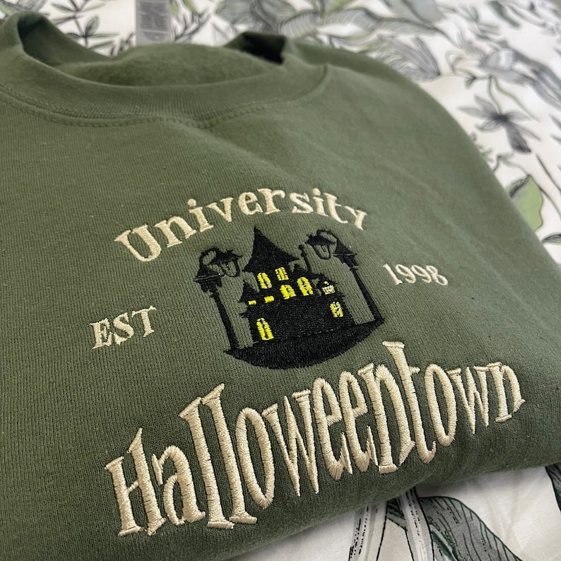 Halloweentown Embroidered Sweatshirt 2D Crewneck Sweatshirt All Over Print Sweatshirt For Women Sweatshirt For Men Sws3261