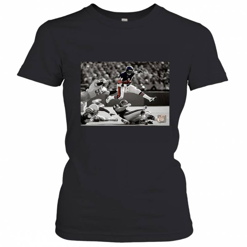 Walter Payton Chicago Bears Spotlight Action Women’s T-Shirt