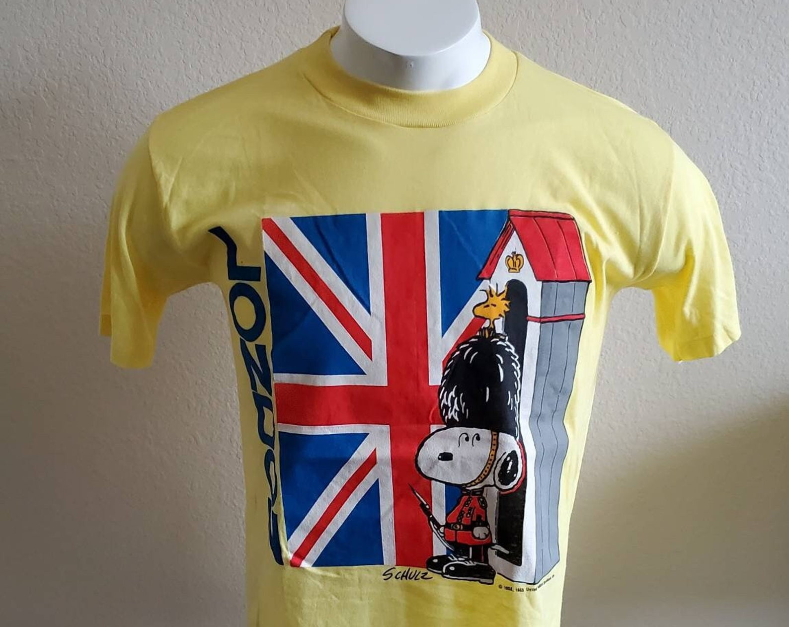 Vtg 90S Snoopy Peanuts British Flag Union Jack London England Funny Cartoon Animal Schultz Tee T Shirt