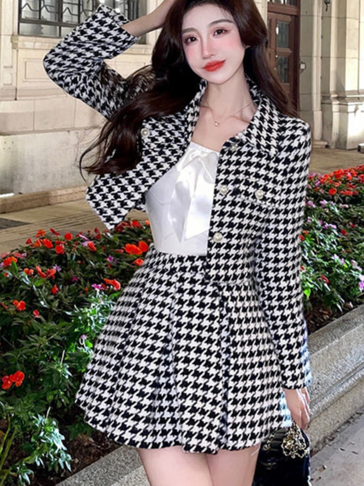 Small Fragrance Vintage Tweed Two Piece Set Women Crop Top Woolen Short Jacket Coat + Mini Skirts Sets Sweet 2 Piece Suits alx