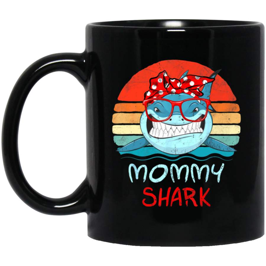 Vintage Retro Mommy Sharks Glasses gift for Women Black Mug